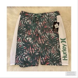 Hurley Tropical Escape Paradise Swim Board Short - NWT - Size 28